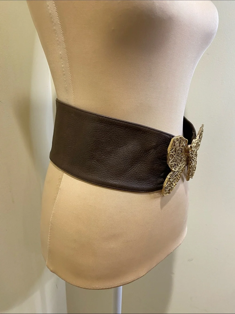 B-Low the Belt Wide Brown Leather Belt with Gold Butterfly Buckle Sz S